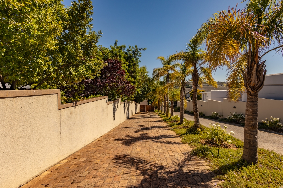4 Bedroom Property for Sale in Welgedacht Western Cape